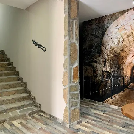 Grand Altunhan מלון *