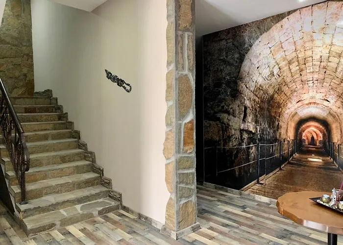 Grand Altunhan Otel *